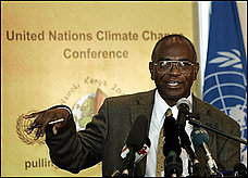 Buruhani Nyenzi from the World Meteorological Organization speaks at a press conference ahead of the United Nations Climate Change Conference in Nairobi, Kenya, Sunday Nov. 5, 2006.  (AP Photo/Kirsty Wigglesworth)